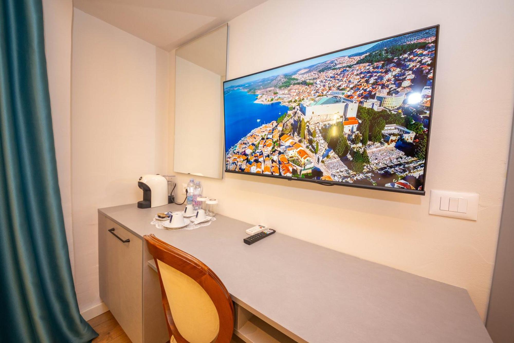 Illyrian Boutique Hotel Saranda Extérieur photo