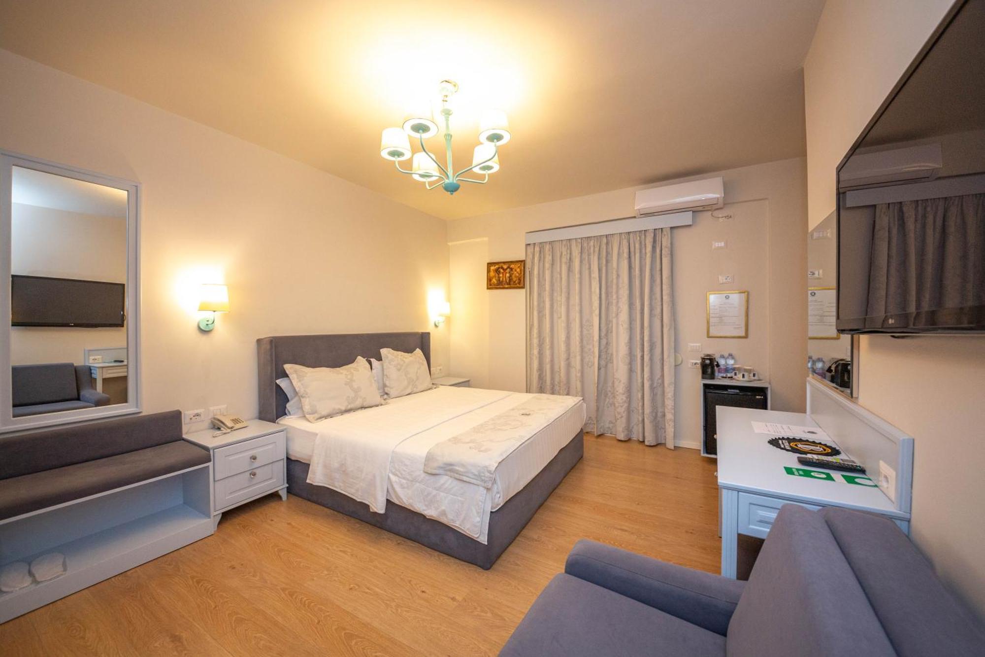 Illyrian Boutique Hotel Saranda Extérieur photo